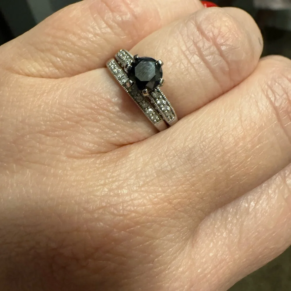 Black and Silver White Gold Bridal Set
